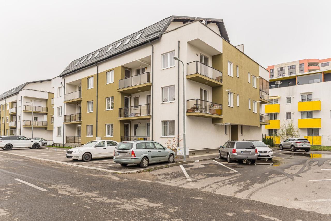 Alessia Home Studio Brasov Luaran gambar